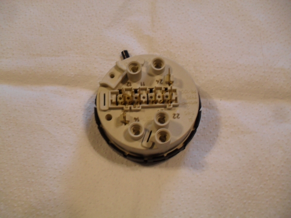Niveauschalter, Niveauregler Candy/Hoover 91212803